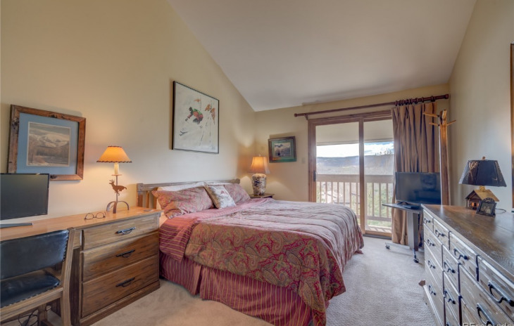 2565 Apres Ski Way Photo