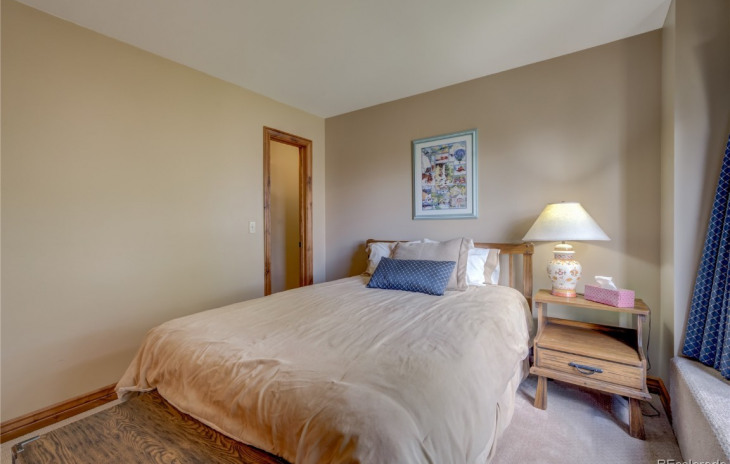 2565 Apres Ski Way Photo
