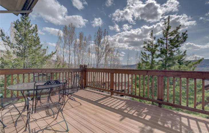 2565 Apres Ski Way Photo