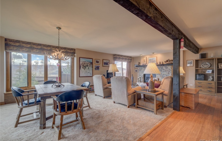 2565 Apres Ski Way Photo