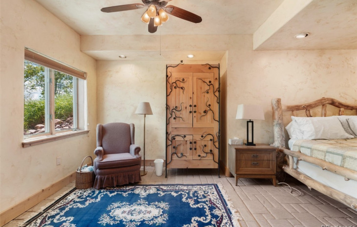 27865 Whitewood Drive Photo