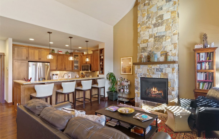 653 Clermont Circle Photo