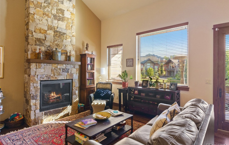 653 Clermont Circle Photo