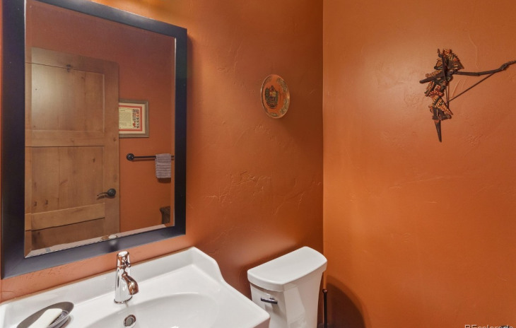 653 Clermont Circle Photo