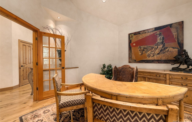 1727 HighlAnd WAy Photo