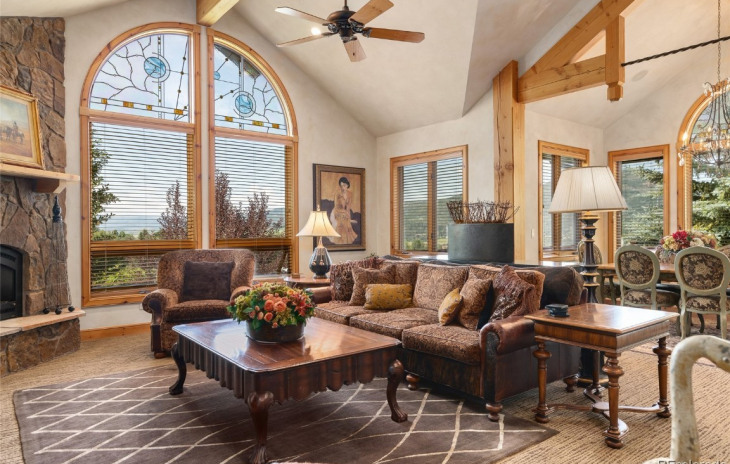 1727 HighlAnd WAy Photo
