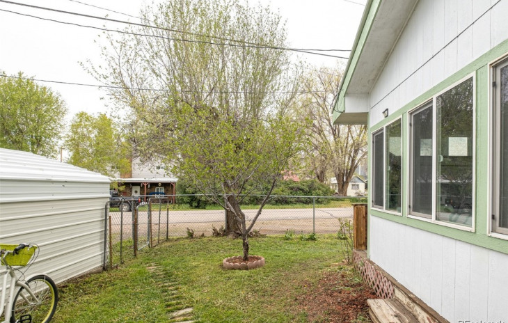300 N Pine Street Photo
