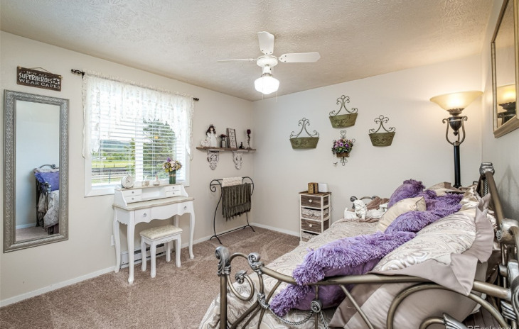 300 N Pine Street Photo