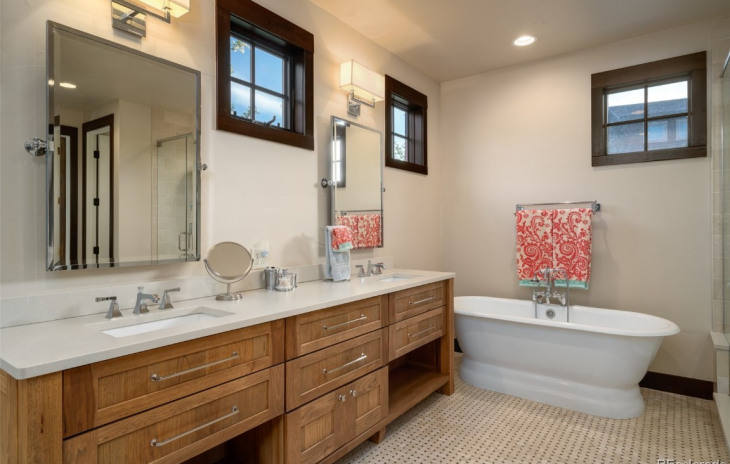 1187 Clubhouse Circle Photo