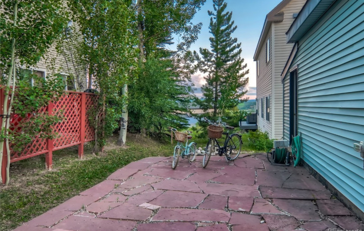 515 Wyatt Drive Photo