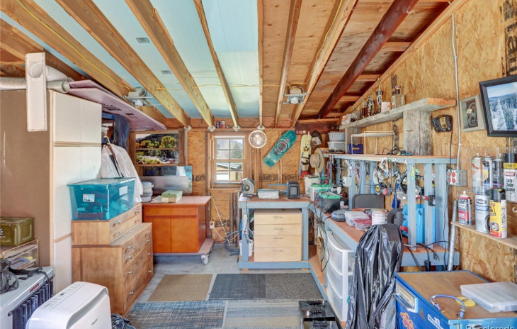 21455 Second Avenue Photo