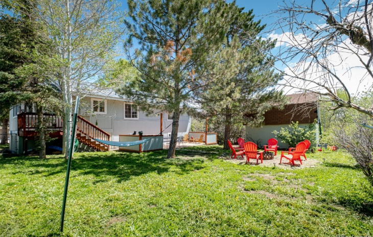 434 Clover Circle Photo
