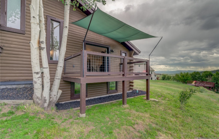 498 Tamarack Drive Photo