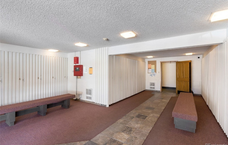 465 Tamarack Drive Photo