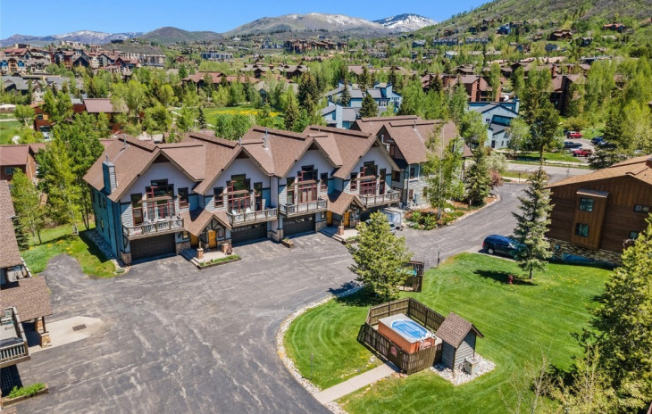 1698 Alpine Vista Court Photo