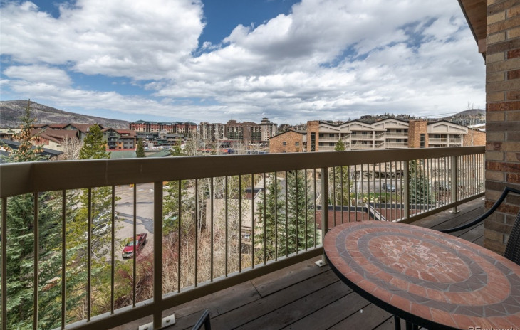 2308 Ski Trail Lane Photo