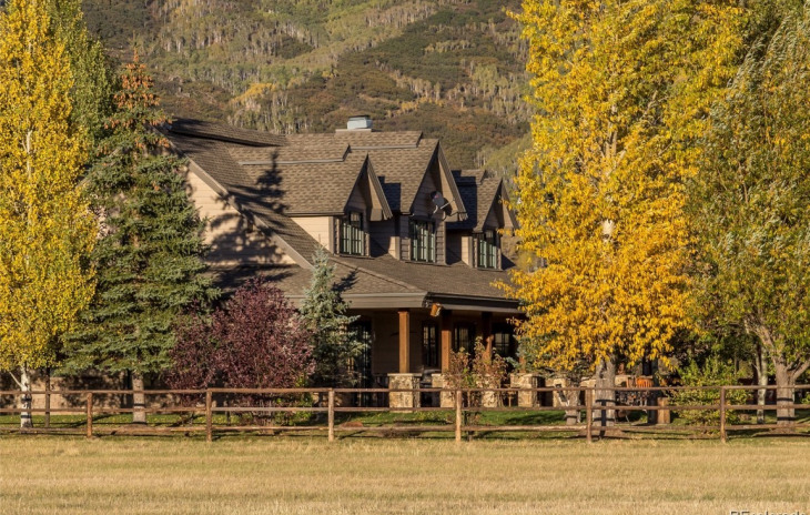 32320 County Road 20 Photo
