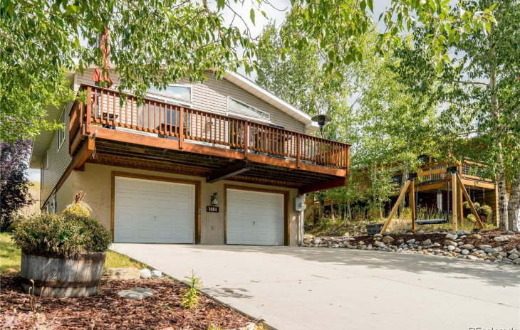 1484 Conestoga Circle Photo