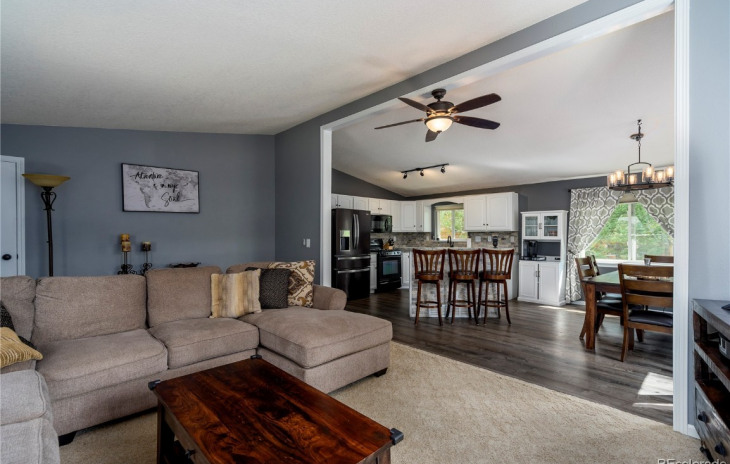 1484 Conestoga Circle Photo