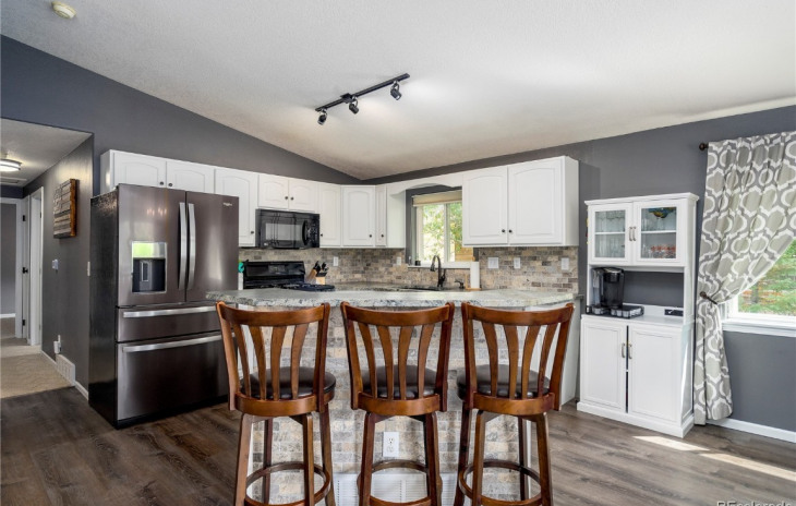 1484 Conestoga Circle Photo