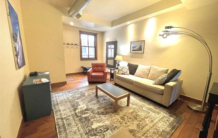 35 5th Street Photo