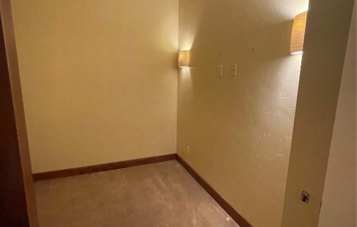 35 5th Street Photo