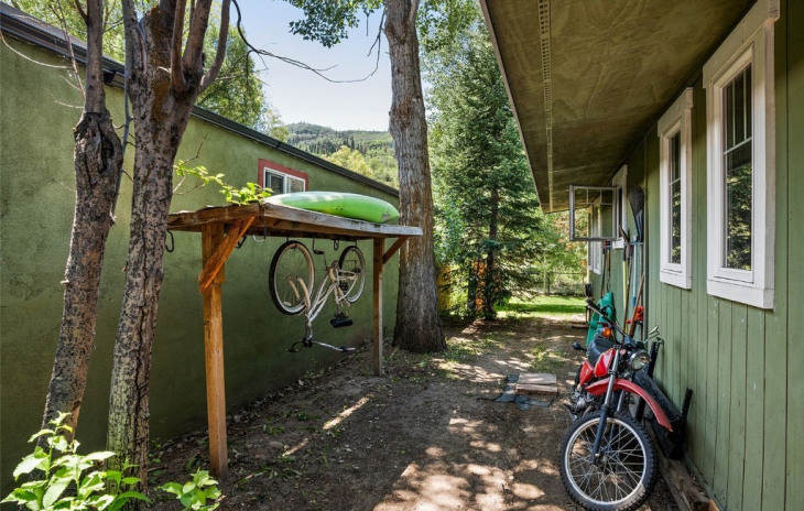75 Anglers Drive Photo