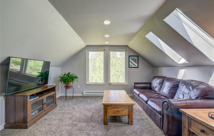 21235 Morgan Way Photo
