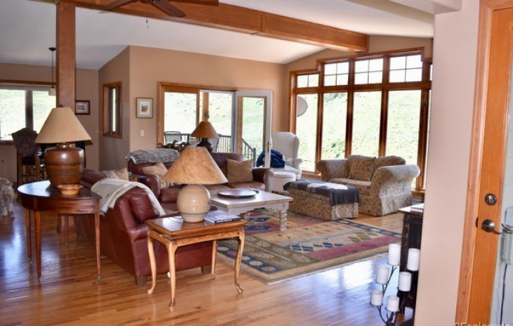 21110 County Road 25 Photo