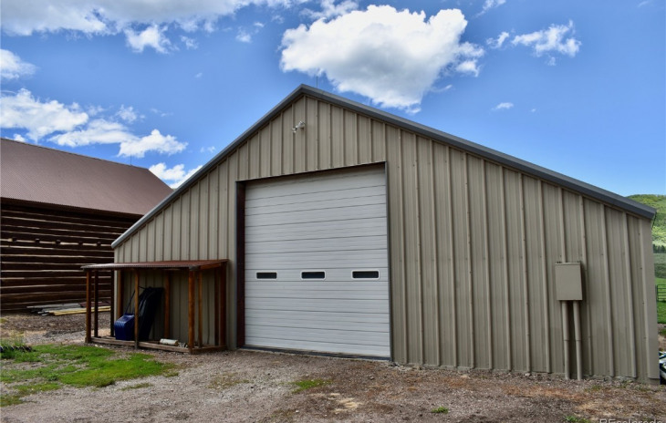 21110 County Road 25 Photo