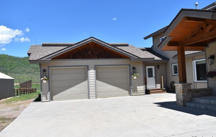 21110 County Road 25 Photo