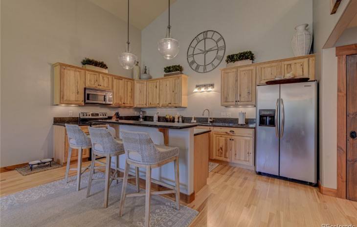 1169 Hilltop Parkway Photo