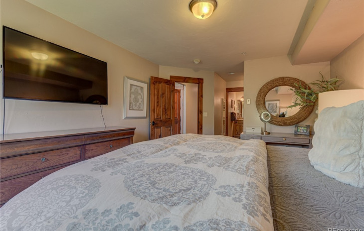 1169 Hilltop Parkway Photo