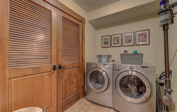 1169 Hilltop Parkway Photo
