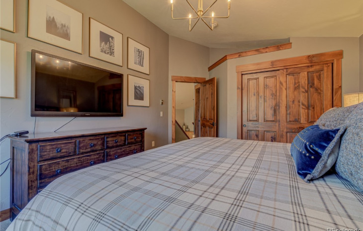 1169 Hilltop Parkway Photo