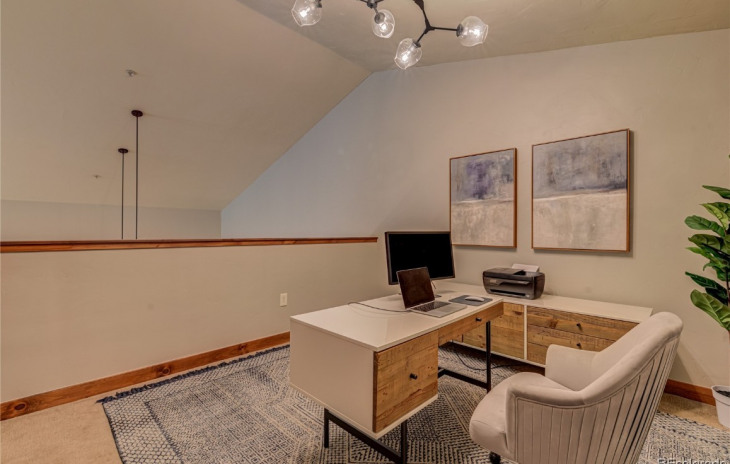 1169 Hilltop Parkway Photo