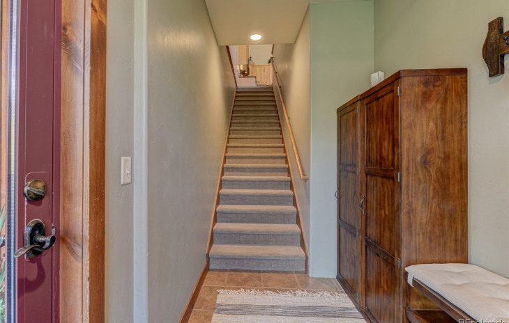 1169 Hilltop Parkway Photo