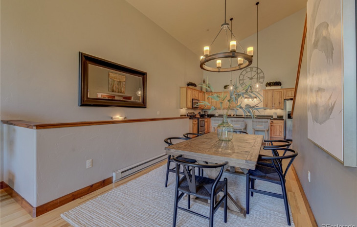 1169 Hilltop Parkway Photo