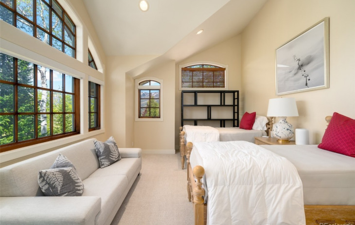 31645 Aspen Ridge Road Photo