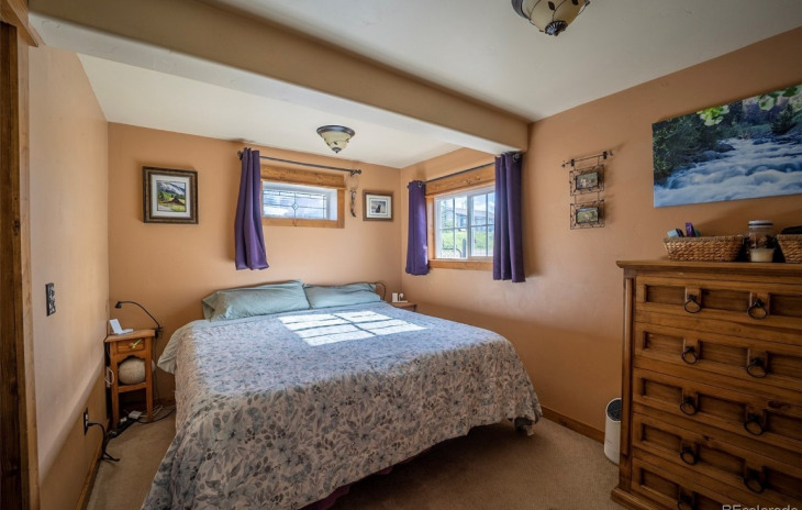 21505 4th Avenue Photo