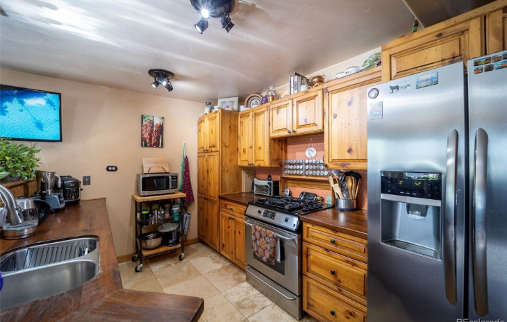 21505 4th Avenue Photo