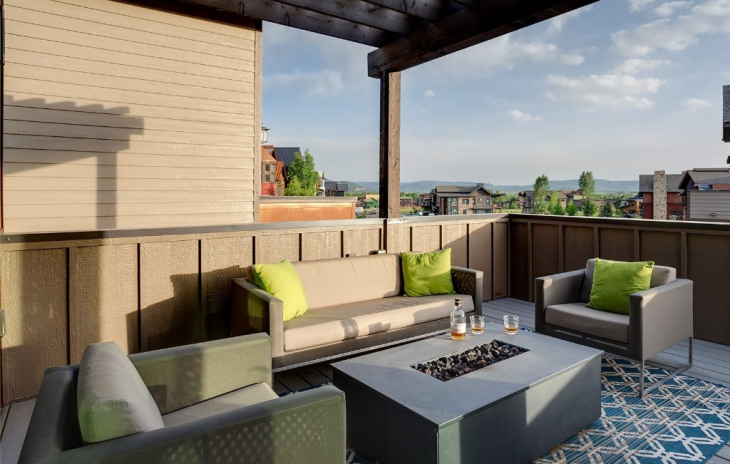 2570 Flat Tops Court Photo