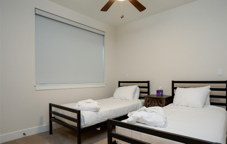 2570 Flat Tops Court Photo