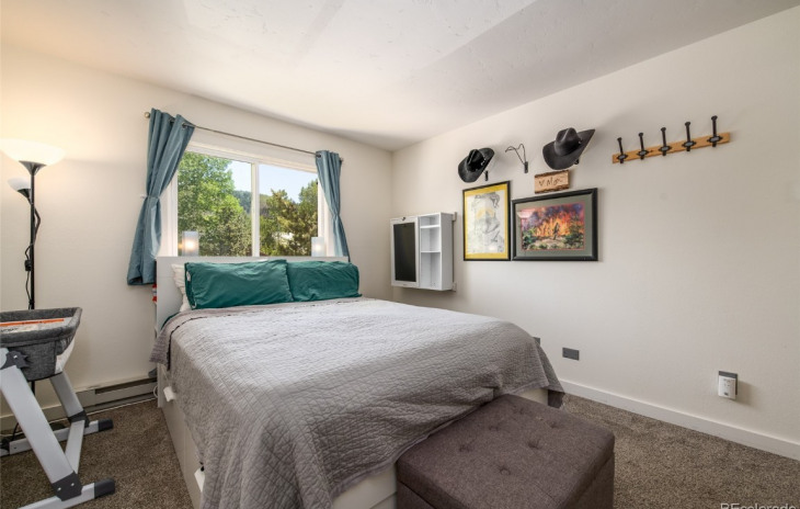 40 Cedar Court Photo