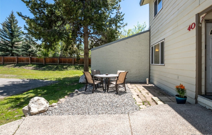 40 Cedar Court Photo