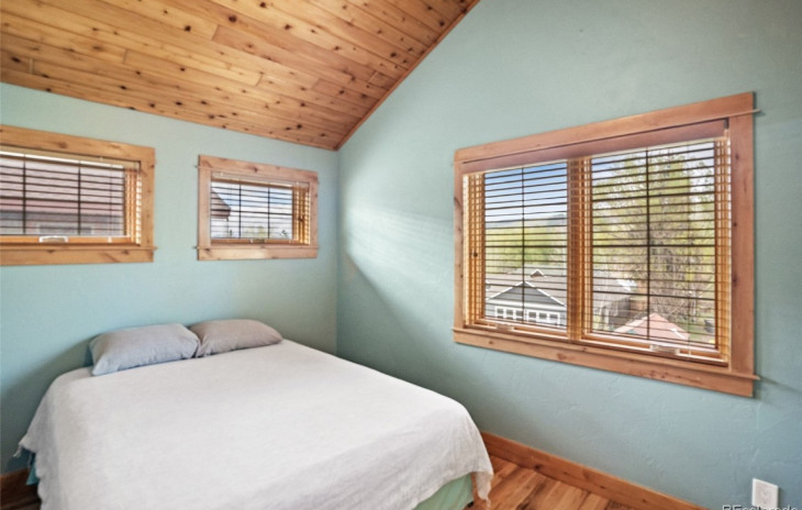 3069 Aspen Leaf Way Photo