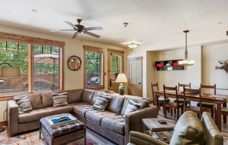 1800 Medicine Springs Drive Photo