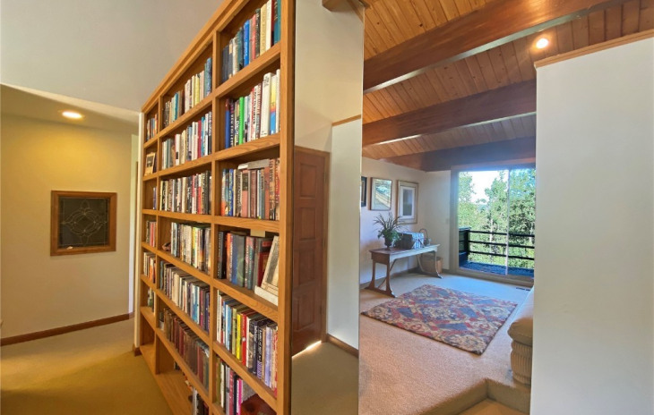 1797 Highland Way Photo