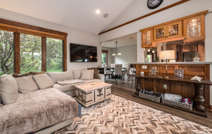 2048 Homestead Court Photo