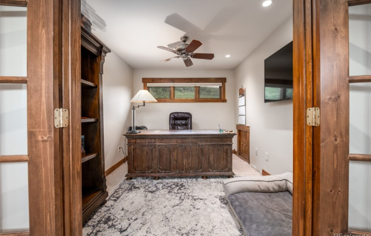 2048 Homestead Court Photo